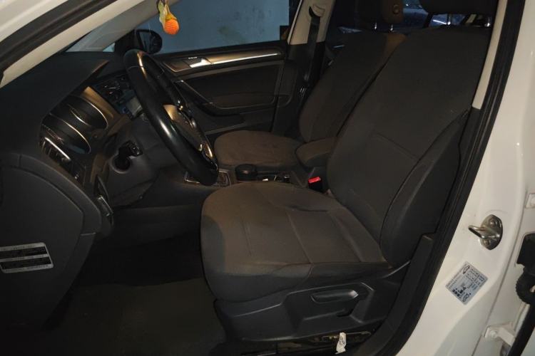 Used Volkswagen Golf 2016 230TSI Automatic Comfort Version Left Front Seat