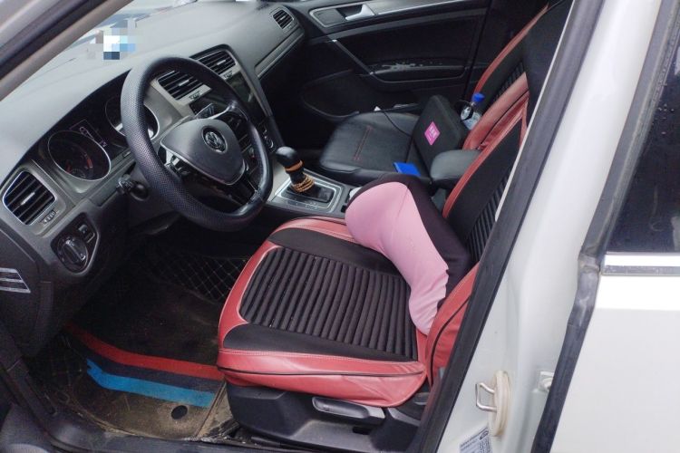Used Volkswagen Golf 2016 1.6L Automatic Comfort Model Left Front Seat