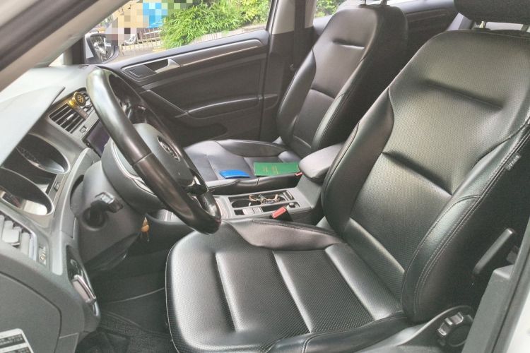 Used Volkswagen Golf 2016 230TSI Automatic Comfort Version Left Front Seat