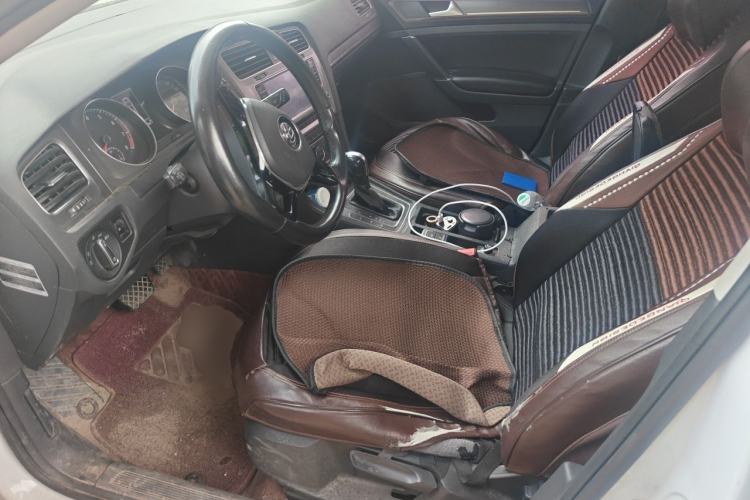 Used Volkswagen Golf 2016 1.6L Automatic Comfort Model Left Front Seat