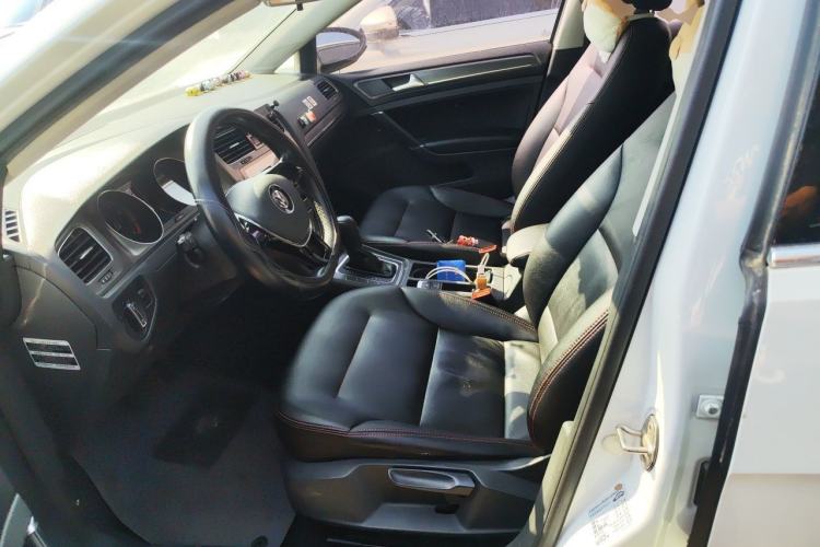 Used Volkswagen Golf 2016 230TSI Automatic Comfort Version Left Front Seat
