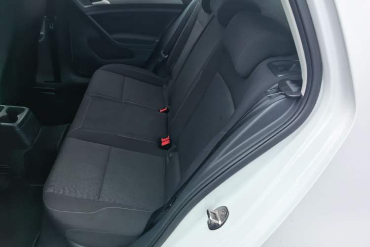 Used Volkswagen Golf 2016 1.6L Manual Fashion Edition Left Rear Seat