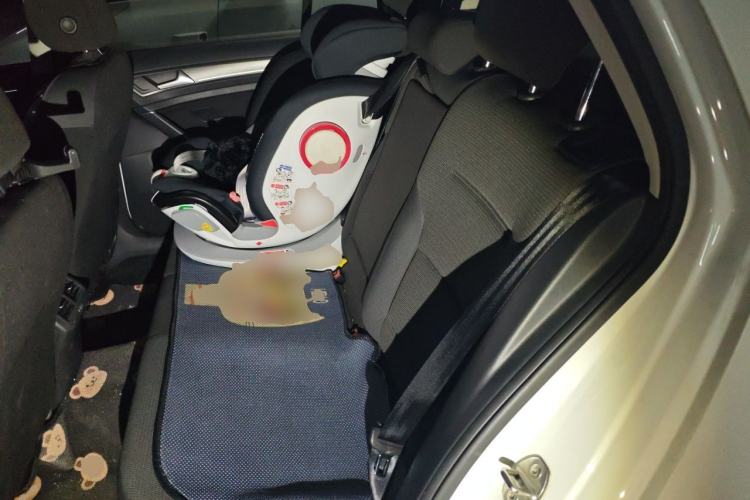 Used Volkswagen Golf 2016 230TSI Automatic Comfort Version Left Rear Seat