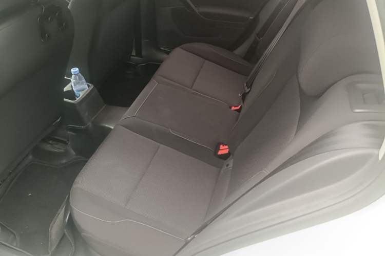 Used Volkswagen Golf 2016 1.6L Automatic Fashion Model Left Rear Seat