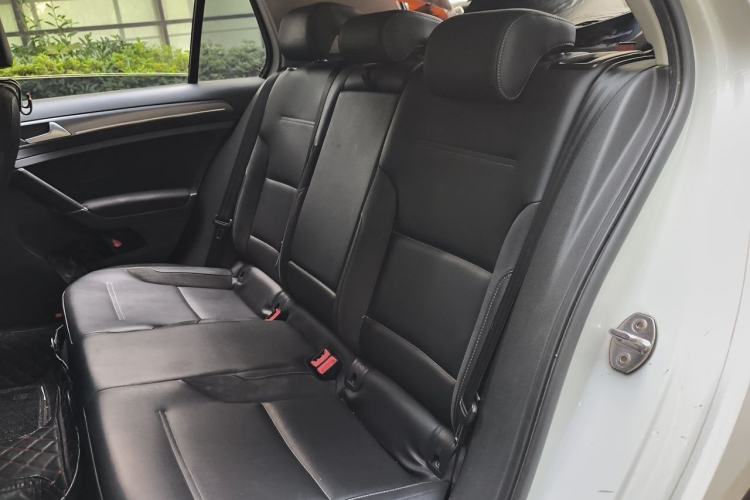 Used Volkswagen Golf 2016 1.6L Automatic Comfort Model Left Rear Seat