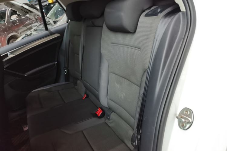 Used Volkswagen Golf 2016 1.6L Automatic Comfort Model Left Rear Seat