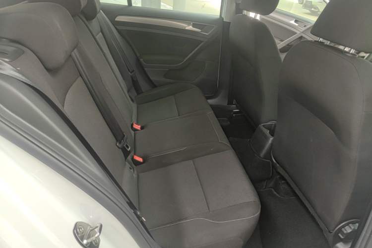 Used Volkswagen Golf 2016 1.6L Manual Fashion Edition Left Rear Seat