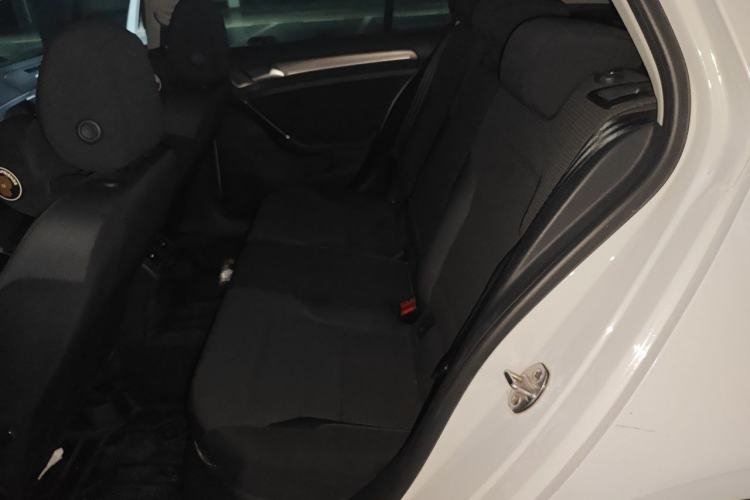 Used Volkswagen Golf 2016 1.6L Automatic Comfort Model Left Rear Seat