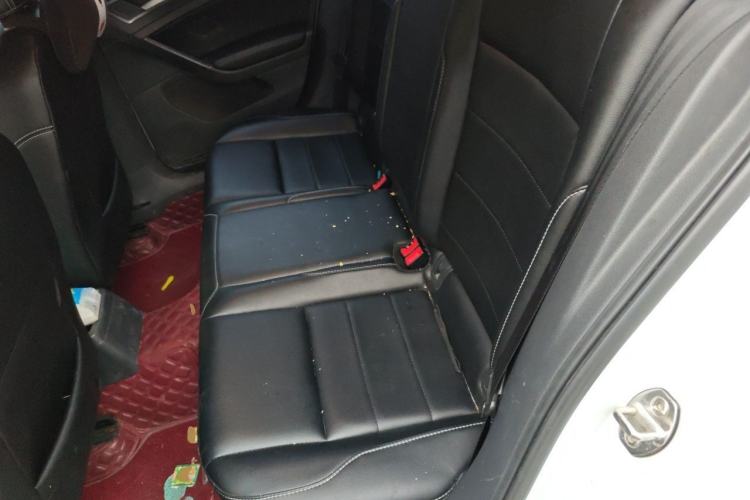 Used Volkswagen Golf 2016 1.6L Automatic Fashion Model Left Rear Seat