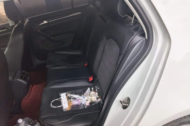 Used Volkswagen Golf 2016 280TSI Automatic Flagship Model Left Rear Seat