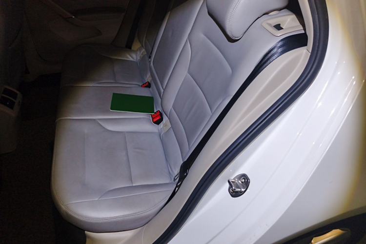 Used Volkswagen Golf 2016 230TSI Automatic Comfort Version Left Rear Seat