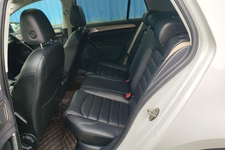 Used Volkswagen Golf 2016 1.4 TSI 25th Anniversary Edition Left Rear Seat