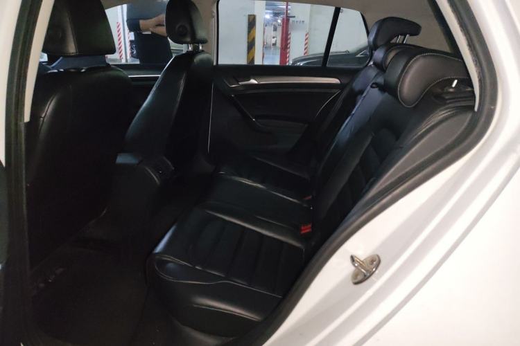 Used Volkswagen Golf 2016 230TSI Automatic Luxury Version Left Rear Seat