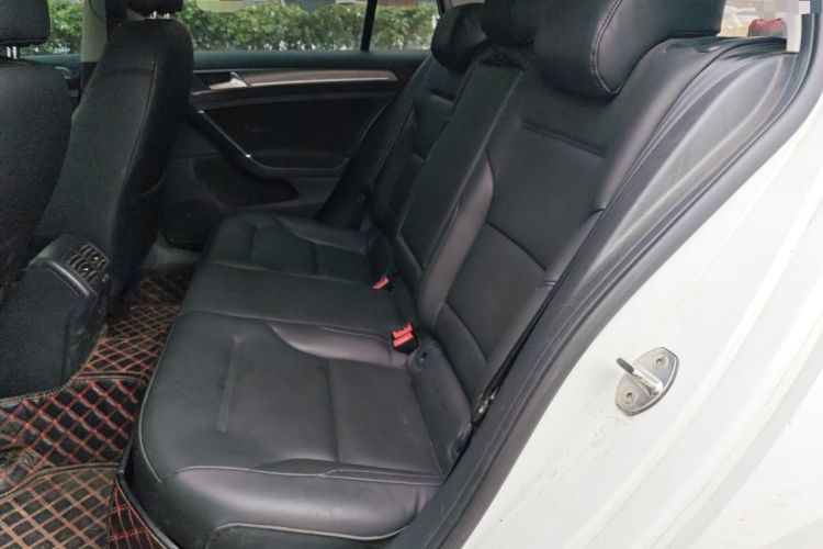 Used Volkswagen Golf 2016 1.6L Automatic Comfort Model Left Rear Seat