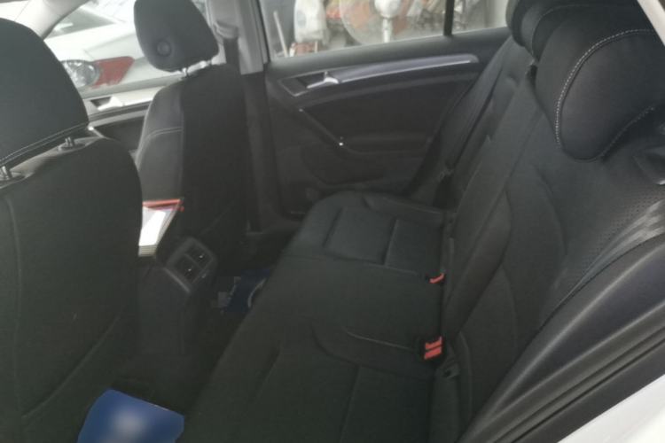 Used Volkswagen Golf 2016 1.6L Automatic Comfort Model Left Rear Seat