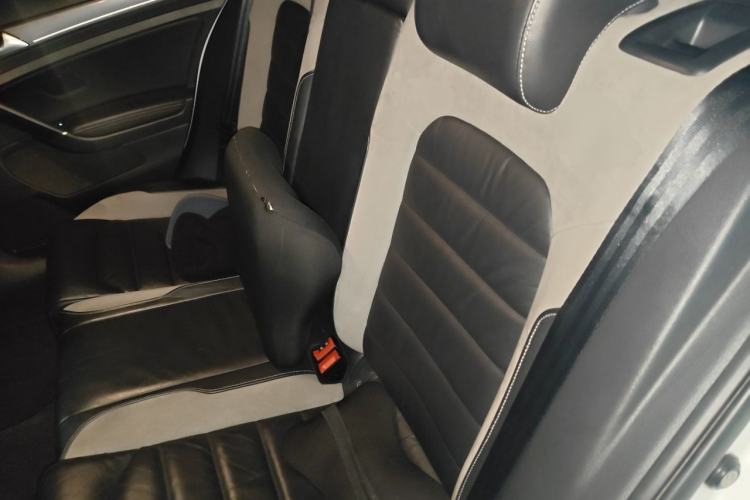Used Volkswagen Golf 2016 1.4TSI Automatic R-Line Left Rear Seat