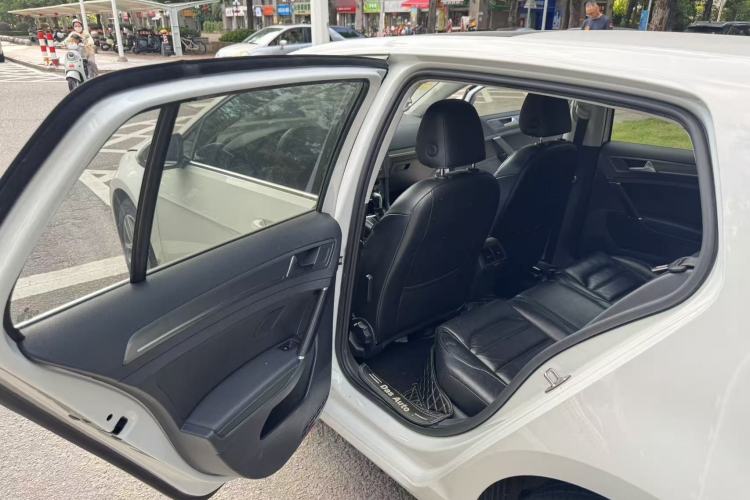 Used Volkswagen Golf 2016 230TSI Automatic Luxury Version Left Rear Seat