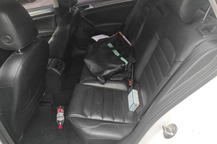 Used Volkswagen Golf 2016 230TSI Automatic Luxury Version Left Rear Seat