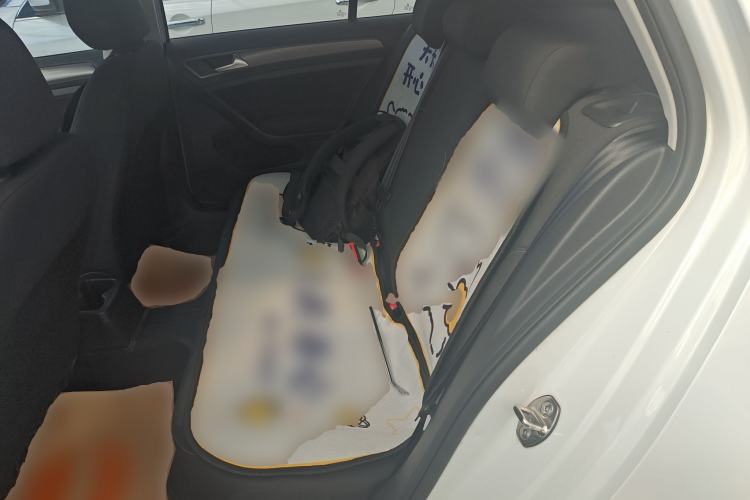 Used Volkswagen Golf 2016 1.6L Automatic Fashion Model Left Rear Seat