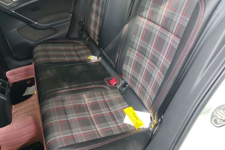 Used Volkswagen Golf 2016 230TSI Automatic Comfort Version Left Rear Seat