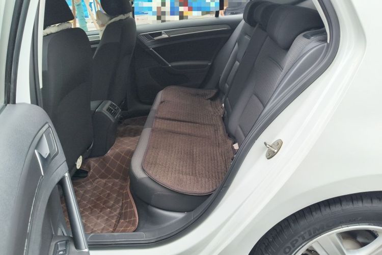 Used Volkswagen Golf 2016 1.6L Automatic Comfort Model Left Rear Seat