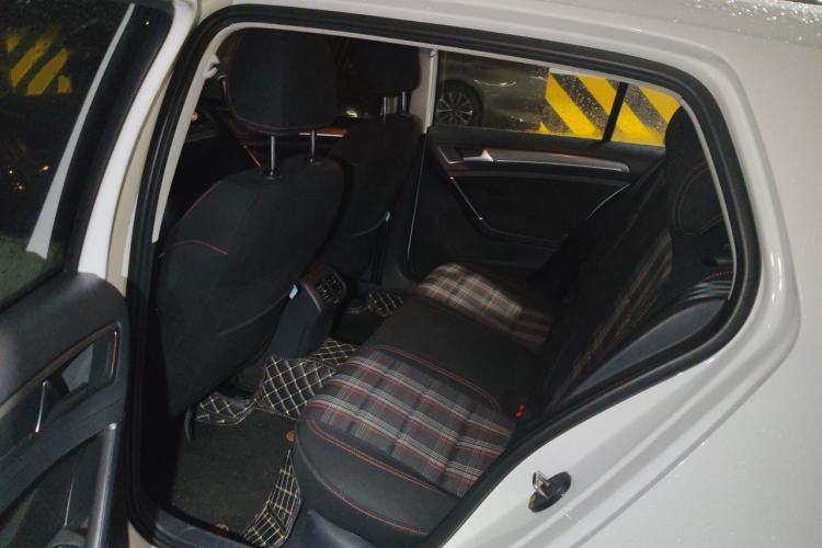 Used Volkswagen Golf 2016 230TSI Automatic Comfort Version Left Rear Seat