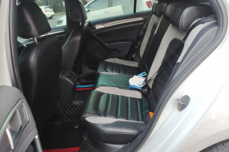 Used Volkswagen Golf 2016 1.4TSI Automatic R-Line Left Rear Seat