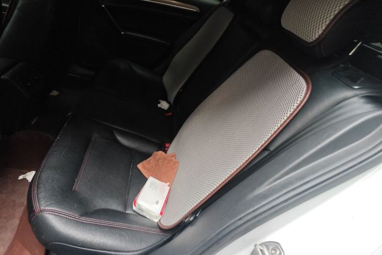 Used Volkswagen Golf 2016 1.6L Automatic Comfort Model Left Rear Seat