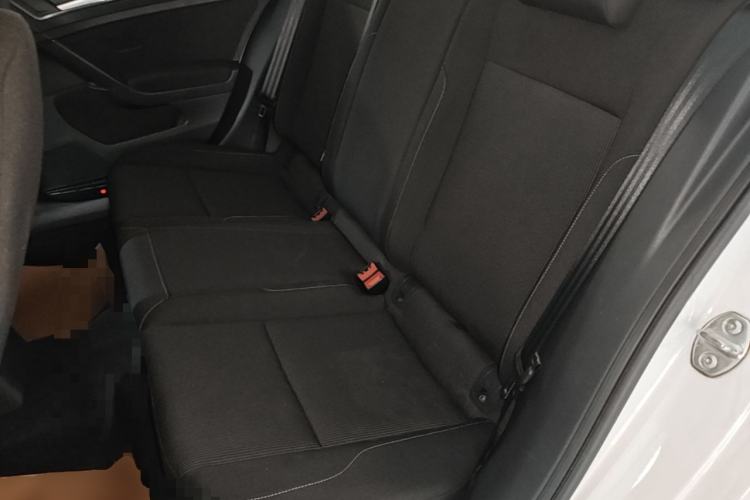 Used Volkswagen Golf 2016 1.6L Automatic Fashion Model Left Rear Seat