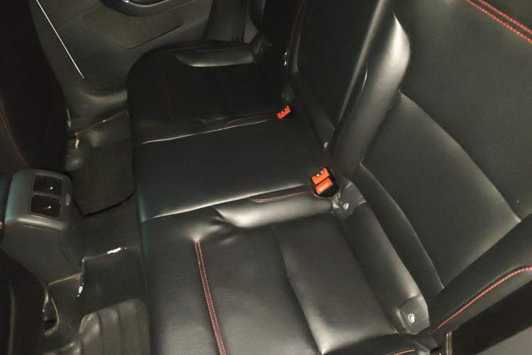 Used Volkswagen Golf 2016 1.6L Automatic Comfort Model Left Rear Seat