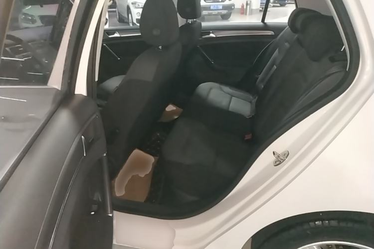 Used Volkswagen Golf 2016 1.6L Automatic Comfort Model Left Rear Seat