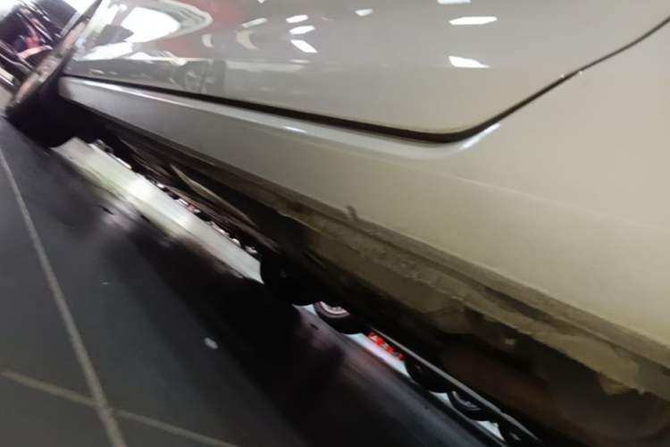 Used Volkswagen Golf 2016 230TSI Automatic Comfort Version Left Side Sill