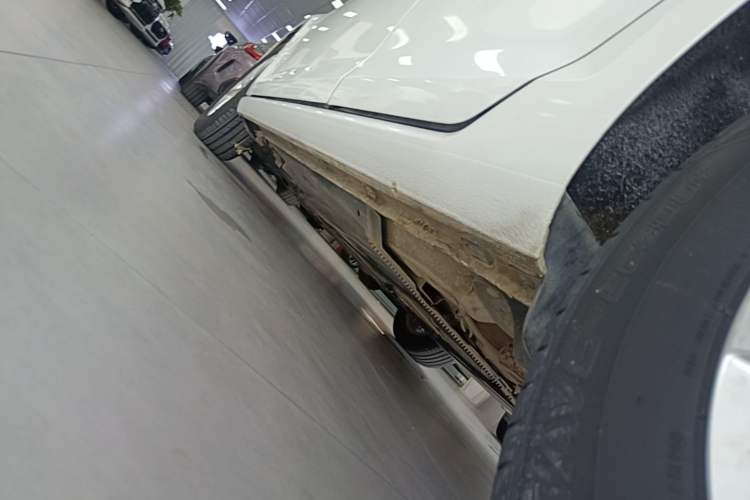 Used Volkswagen Golf 2016 1.6L Automatic Fashion Model Left Side Sill