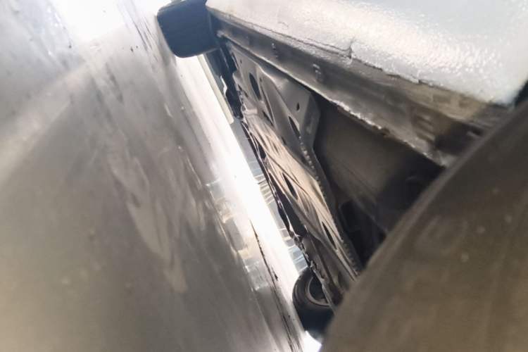 Used Volkswagen Golf 2016 230TSI Automatic Comfort Version Left Side Sill