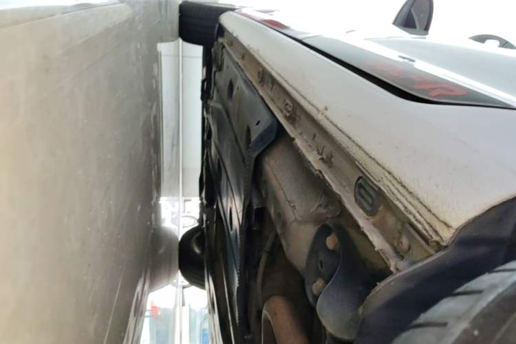 Used Volkswagen Golf 2016 1.6L Automatic Fashion Model Left Side Sill