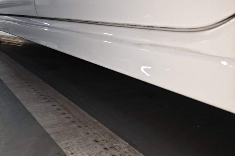 Used Volkswagen Golf 2016 1.4TSI Automatic R-Line Left Side Sill