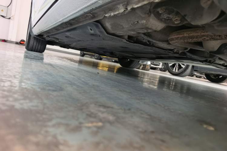 Used Volkswagen Golf 2016 1.6L Automatic Fashion Model Left Side Sill