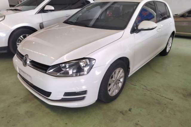 Used Volkswagen Golf 2016 1.6L Automatic Fashion Model