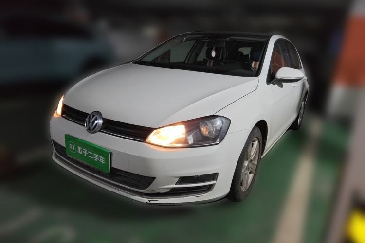 Używany Volkswagen Golf 2016 230TSI Automatic Comfort Version Guazi used car, China used car export, Used car for sale, Used cars, Cheapest cars for sale