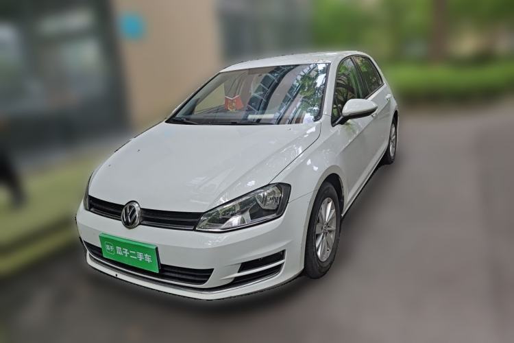 Used Volkswagen Golf 2016 1.6L Manual Fashion Edition Guazi used car, China used car export, Used car for sale, Used  cars, Cheapest cars for sale