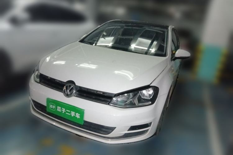 Used Volkswagen Golf 2016 1.6L Automatic Comfort Model Guazi used car, China used car export, Used car for sale, Used  cars, Cheapest cars for sale