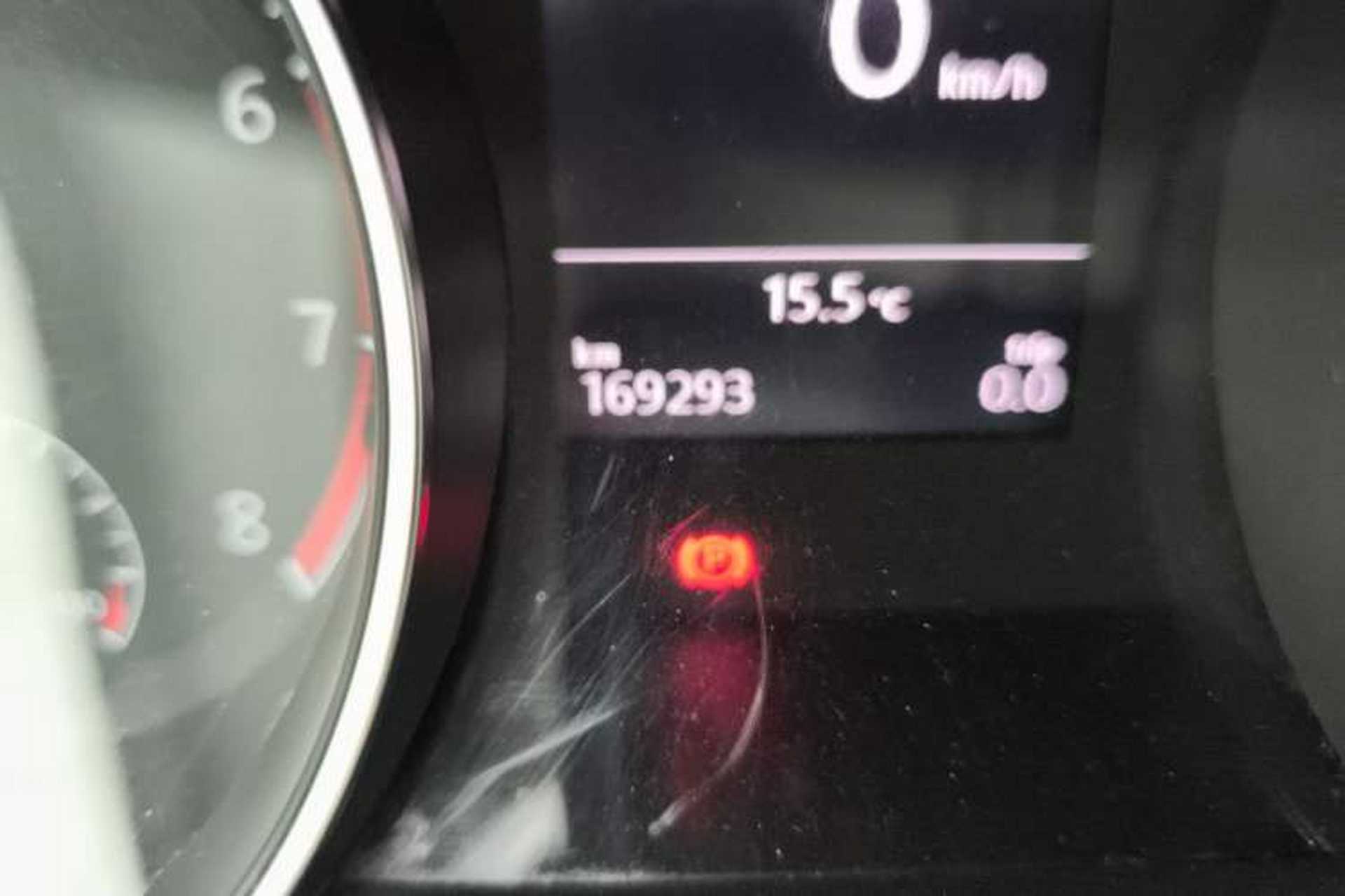 Used Volkswagen Golf 2016 1.6L Automatic Comfort Model Odometer Close Up