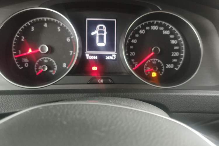 Used Volkswagen Golf 2016 230TSI Automatic Comfort Version Odometer Close Up
