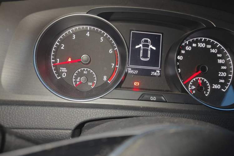 Used Volkswagen Golf 2016 230TSI Automatic Luxury Version Odometer Close Up
