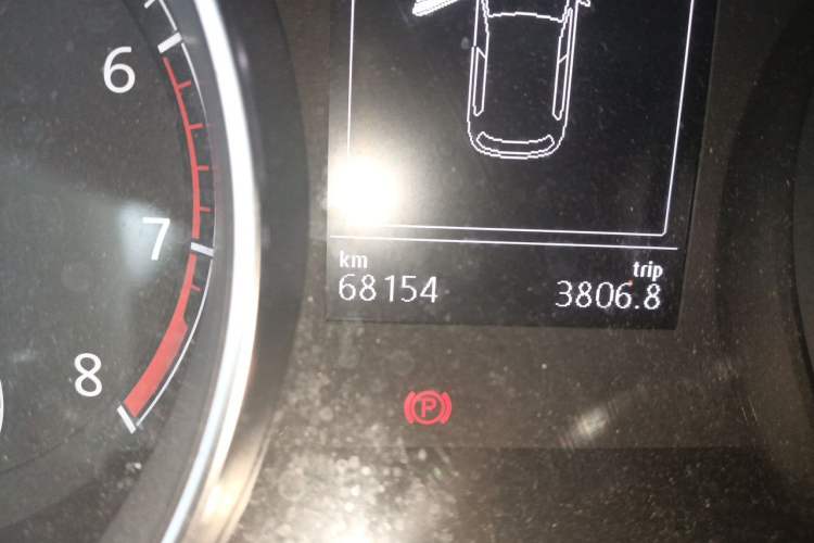 Used Volkswagen Golf 2016 1.6L Automatic Comfort Model Odometer Close Up