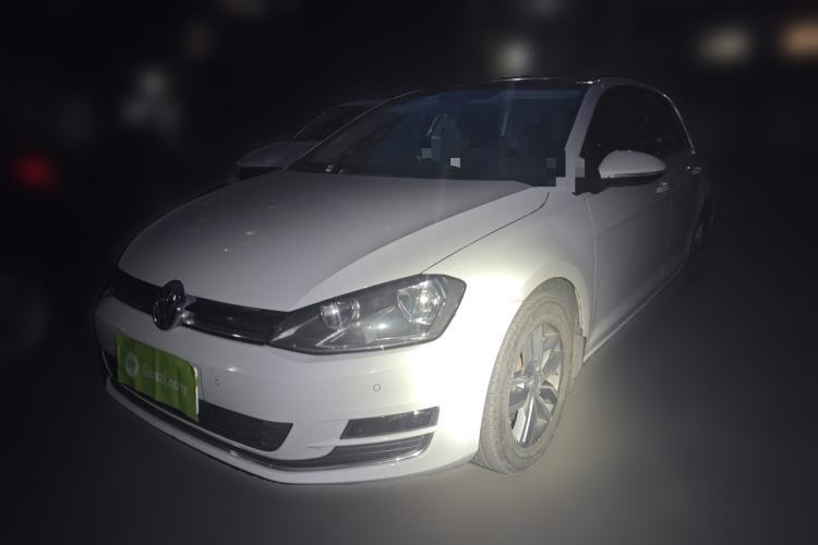 Used Volkswagen Golf 2016 230TSI Automatic Luxury Version Guazi used car, China used car export, Used car for sale, Used cars, Cheapest cars for sale