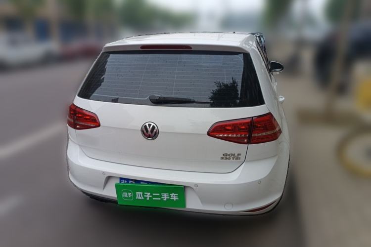 Used Volkswagen Golf 2016 230TSI Automatic Luxury Version Rear