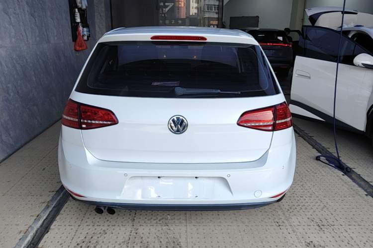 Used Volkswagen Golf 2016 230TSI Automatic Comfort Version Rear