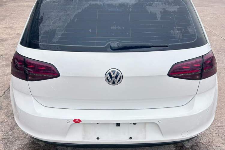 Used Volkswagen Golf 2016 1.6L Automatic Fashion Model Rear