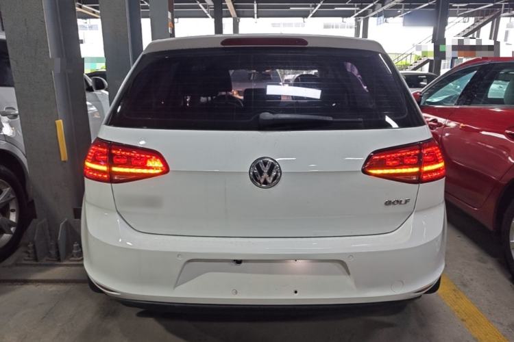 Used Volkswagen Golf 2016 1.6L Automatic Fashion Model Rear